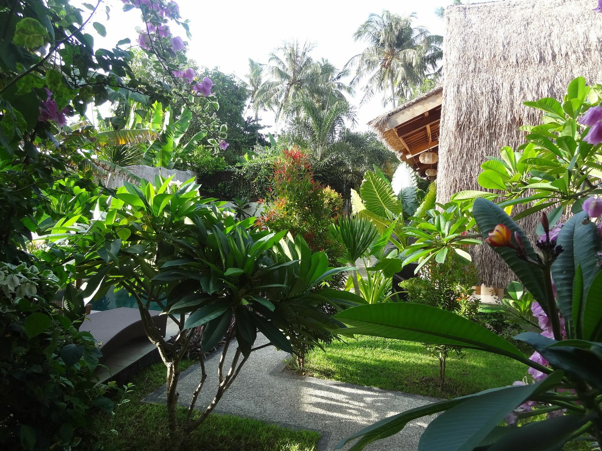 Teras Lombok Bungalow Senggigi Exterior photo